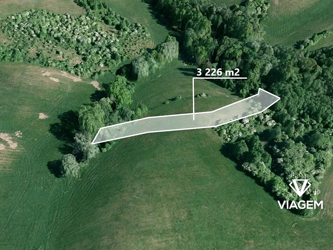 Prodej podílu 1/2 pole 1613 m²